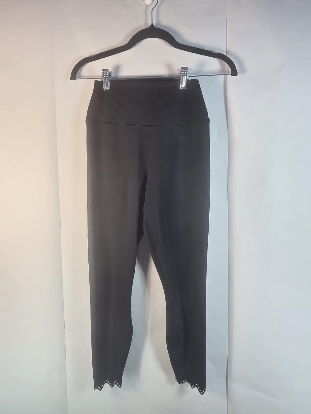 Spiritual Gangster Black High-Rise Leggings with Scalloped Ankles